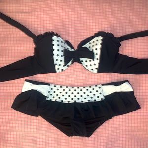 Pin-Up Polka Dot Bikini